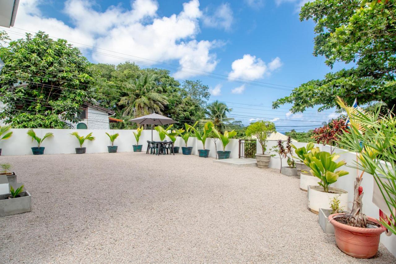 Riverside Mount Simpson - Seychelles Island Beau Vallon  Extérieur photo